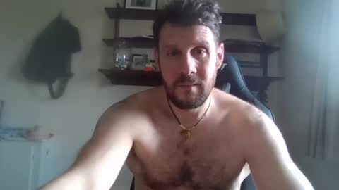 jmakk99 online show from April 21, 9:37 am