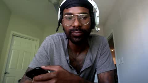 Snapshot of jmeaty5 chatting on September 10, 3:01 pm jmeaty5 online show from September 10, 3:01 pm