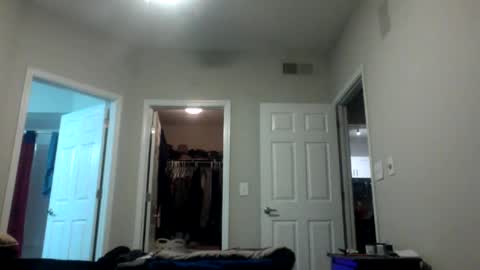 Snapshot of jmeaty5 chatting on October 7, 2:31 am jmeaty5 online show from October 7, 2:31 am