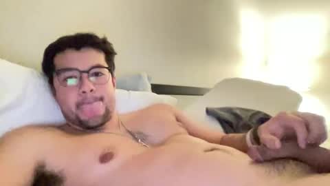 Snapshot of jmurakam2020 chatting on December 16, 12:26 am jmurakam2020 online show from December 16, 12:26 am