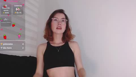 Snapshot of joan_didion chatting on January 3, 5:50 am Joan Didion online show from January 3, 5:50 am