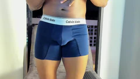 JOAN SAENZ online show from January 22, 2:37 am