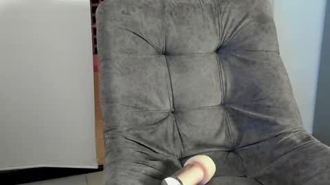 JOAN SAENZ online show from January 23, 6:17 am