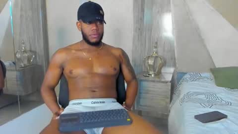 JOAN SAENZ online show from January 26, 5:13 am