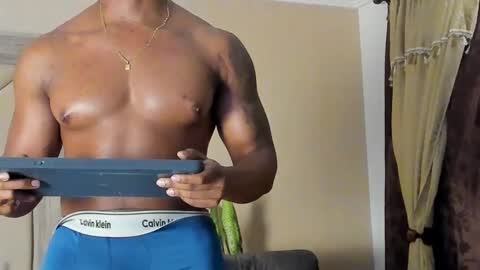 JOAN SAENZ online show from February 7, 8:01 am