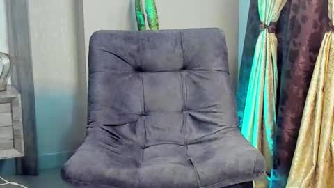 JOAN SAENZ online show from February 26, 11:52 am