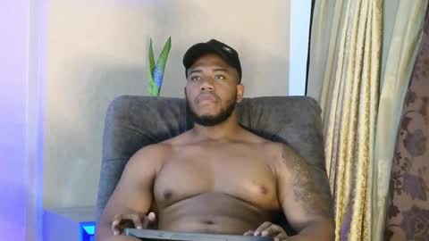 JOAN SAENZ online show from September 17, 10:11 pm