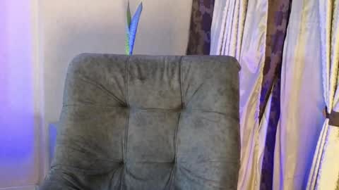 JOAN SAENZ online show from October 17, 2:04 am