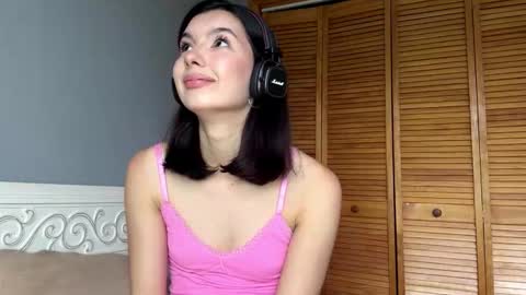 joanaphippin online show from May 28, 7:38 am