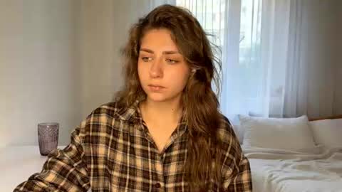 Snapshot of joandonelly chatting on July 28, 4:39 pm Bella online show from July 28, 4:39 pm