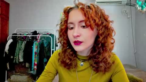 Joannatompson online show from February 13, 6:09 am