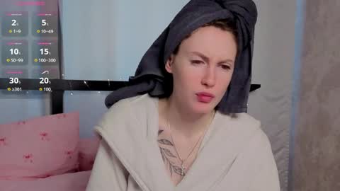 Snapshot of joe___joe chatting on April 2, 7:28 am Joe online show from April 2, 7:28 am