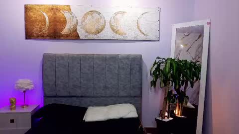 Snapshot of joe_jhonson chatting on April 13, 12:10 pm joe jhonson online show from April 13, 12:10 pm