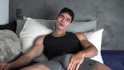 joe_steel1 online show from October 3, 6:05 pm