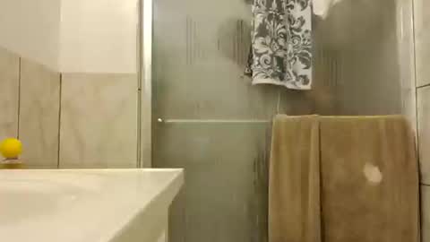 Snapshot of joel21t21868737 chatting on March 3, 1:56 am joel21t21868737 online show from March 3, 1:56 am