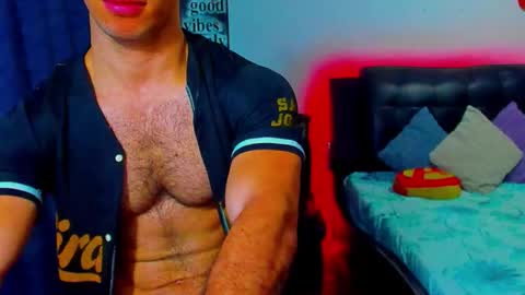 Snapshot of joel_ferreira chatting on December 1, 9:53 pm Joel online show from December 1, 9:53 pm