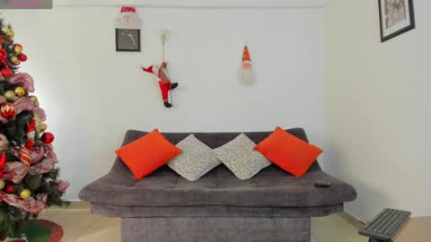 joelandalexa online show from December 28, 8:58 pm