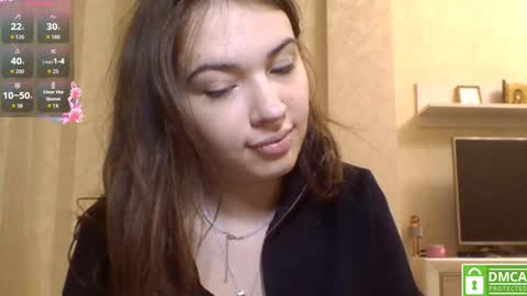 Jennifer online show from March 9, 3:49 pm