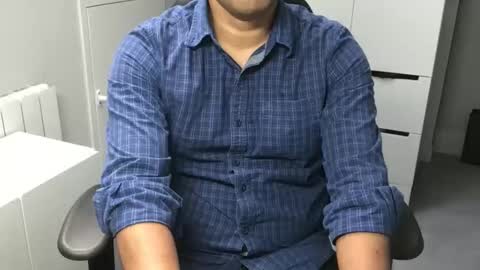 joeshades21 online show from September 27, 2:44 pm