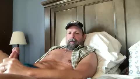 joestros online show from April 18, 4:22 pm