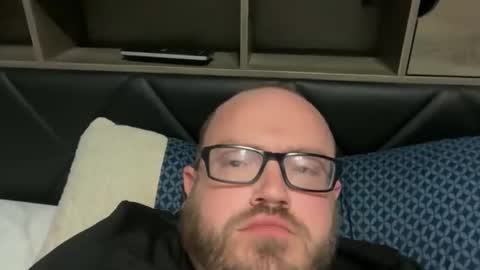 Snapshot of joetb9552 chatting on March 30, 5:52 am joetb9552 online show from March 30, 5:52 am