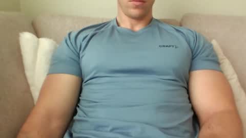 joeybanan online show from February 2, 10:47 am