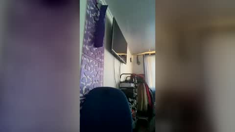 Snapshot of joha_naa02 chatting on June 21, 9:39 pm joha_naa02 online show from June 21, 9:39 pm