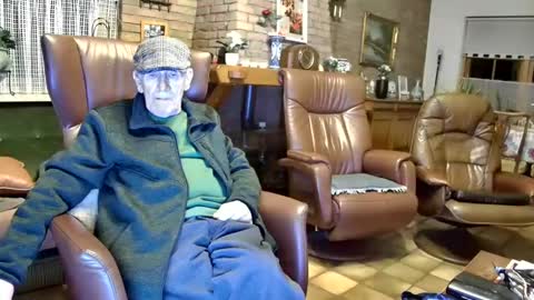 johan7 heet online show from December 4, 4:27 pm