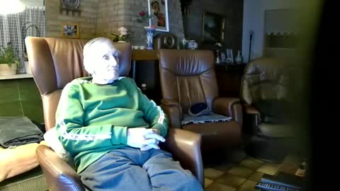 johan7 heet online show from December 14, 7:36 pm