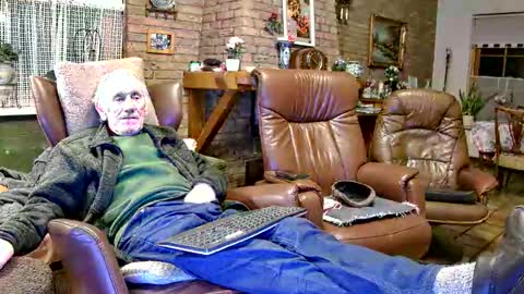 johan7 heet online show from December 5, 8:16 pm