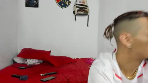 johan_and_antonella online show from November 1, 3:19 am