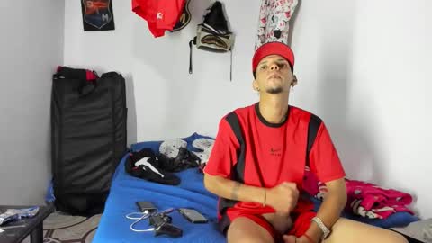 johan_and_antonella online show from February 12, 5:35 am