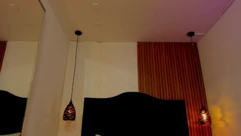Johan  online show from May 8, 11:37 am