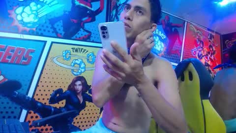 Snapshot of johan_kitten chatting on October 6, 12:24 pm johan online show from October 6, 12:24 pm