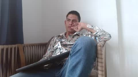 Snapshot of johan_kitten chatting on July 8, 7:07 pm johan online show from July 8, 7:07 pm