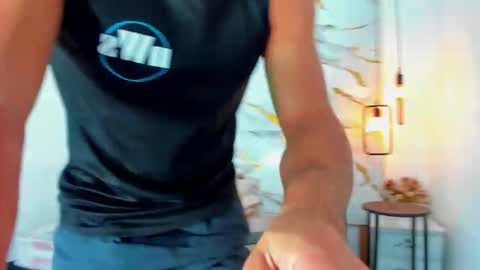 johan online show from November 1, 10:17 am