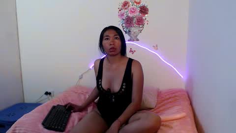 JOHANYXS online show from November 11, 5:57 pm