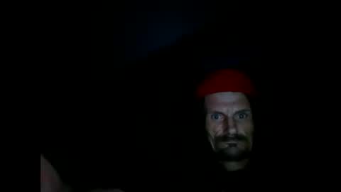 Snapshot of john3400506 chatting on October 8, 8:01 am john3400506 online show from October 8, 8:01 am