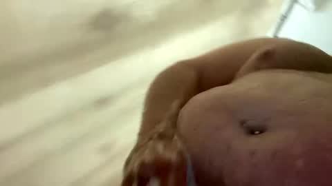 Snapshot of john40a chatting on February 20, 1:25 am John online show from February 20, 1:25 am