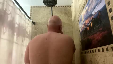 Snapshot of john40a chatting on February 22, 2:06 am John online show from February 22, 2:06 am