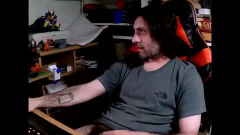 Snapshot of john566112 chatting on November 1, 4:47 am john online show from November 1, 4:47 am