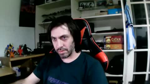 Snapshot of john566112 chatting on November 4, 12:32 am john online show from November 4, 12:32 am