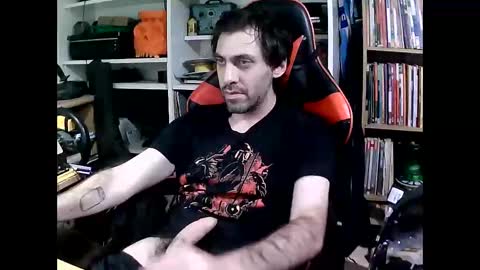 Snapshot of john566112 chatting on April 3, 3:59 am john online show from April 3, 3:59 am