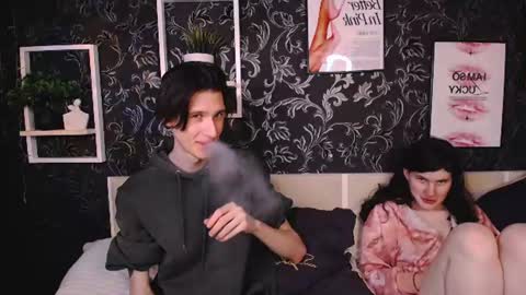 john__strong online show from July 3, 3:51 pm