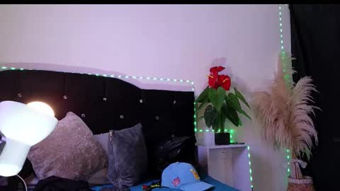 John  online show from February 4, 12:00 pm