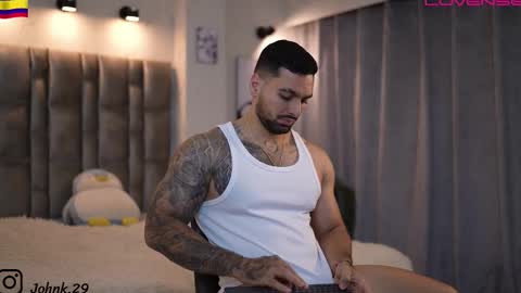 john online show from December 21, 9:44 pm