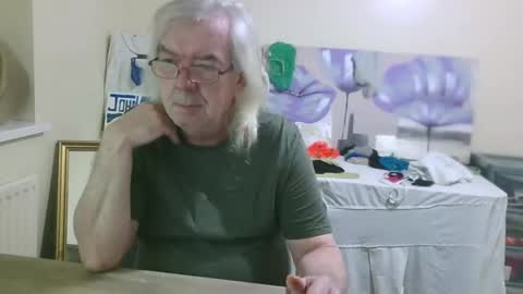 JOHN online show from December 11, 12:33 am