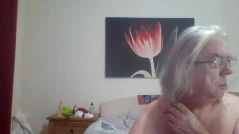 JOHN online show from December 26, 3:42 pm