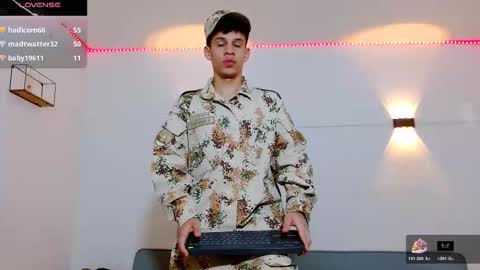 john_ssnow29 online show from November 25, 11:32 am