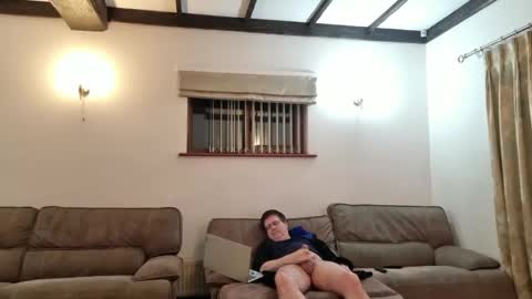 johnathan_stuart33 online show from February 22, 12:12 am